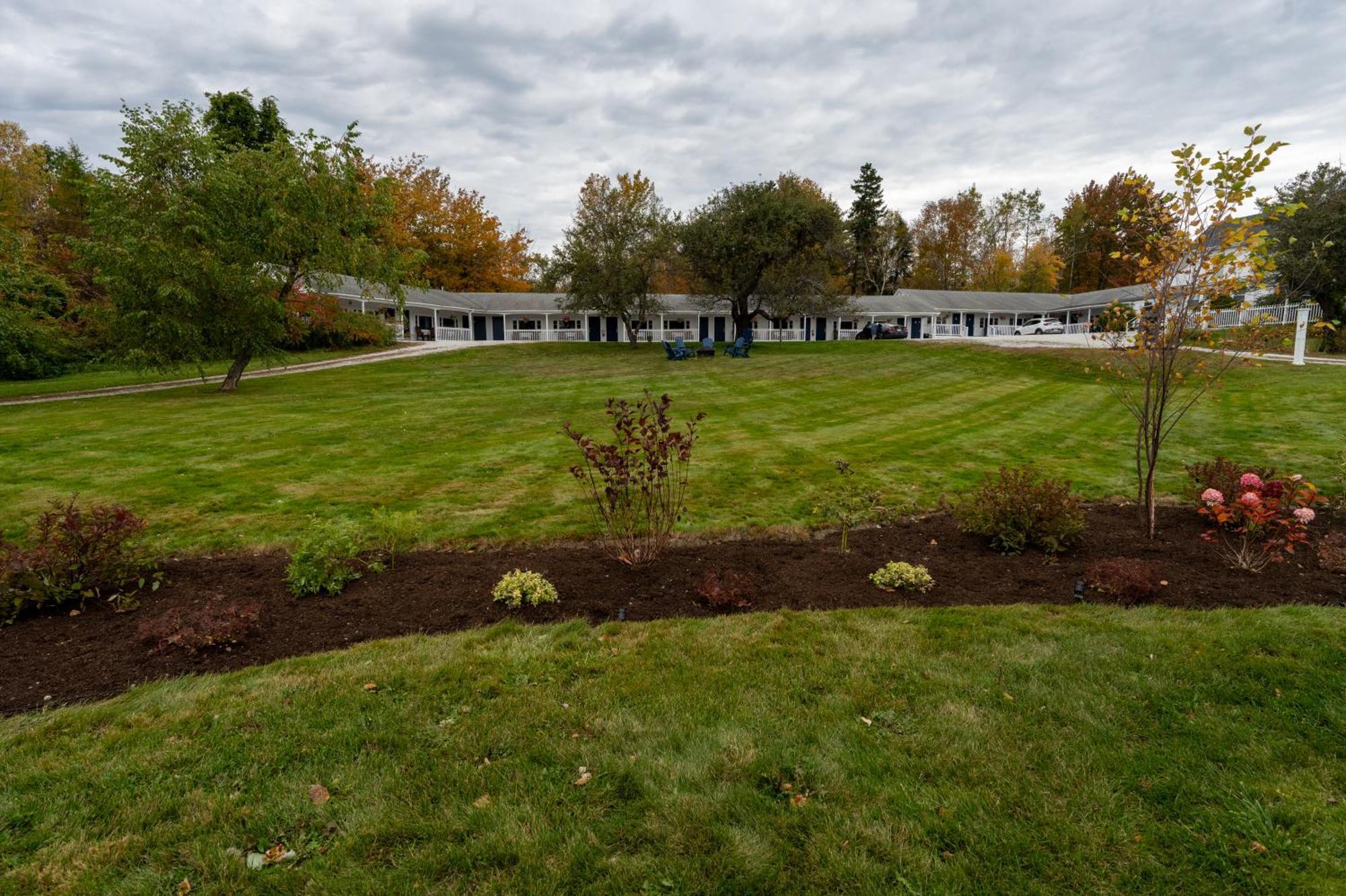Yardarm Motel Searsport Exterior foto