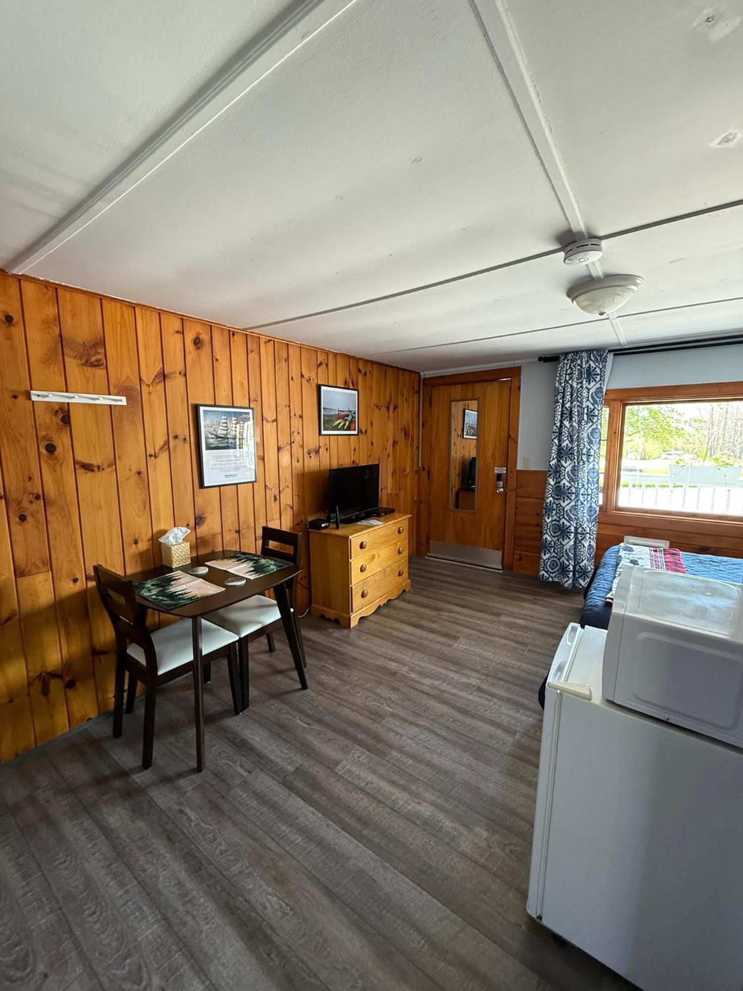 Yardarm Motel Searsport Exterior foto